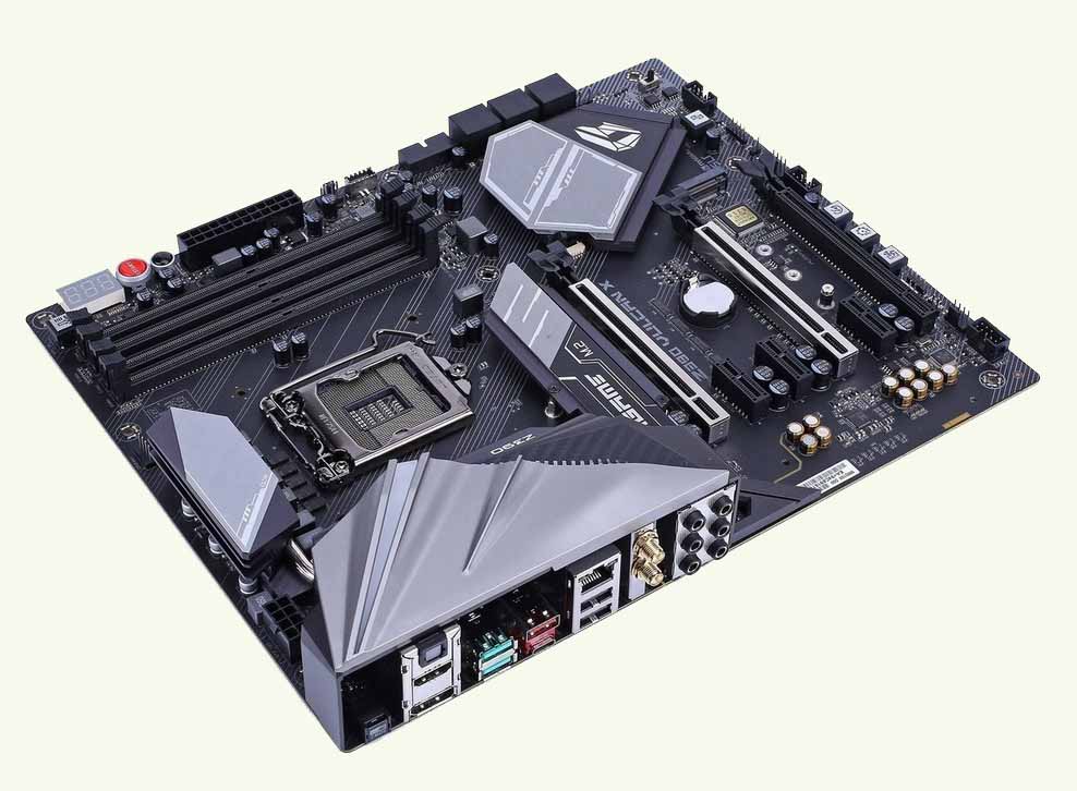 七彩虹iGame Z390 Vulcan X