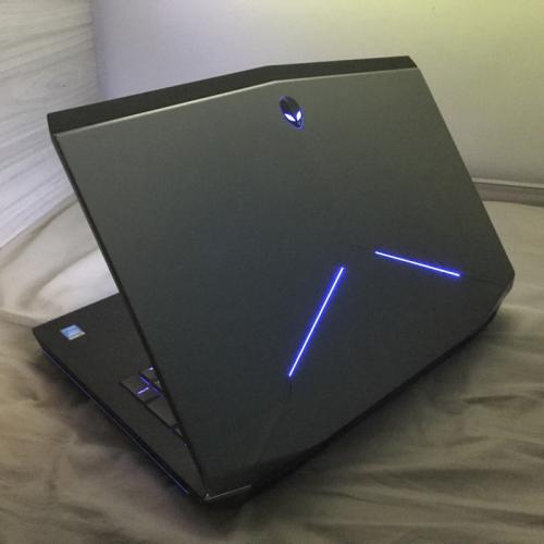 Alienware 17 U盘装系统win8