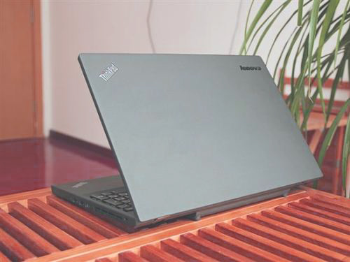 联想ThinkPad W550s.jpg